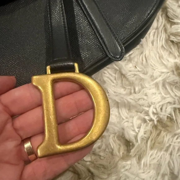 Dior Black Leather Saddle Bag - Picture 2 of 11